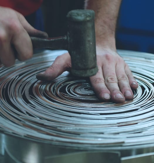 lavorazione-metalli-per-arredamento-fcm-fano